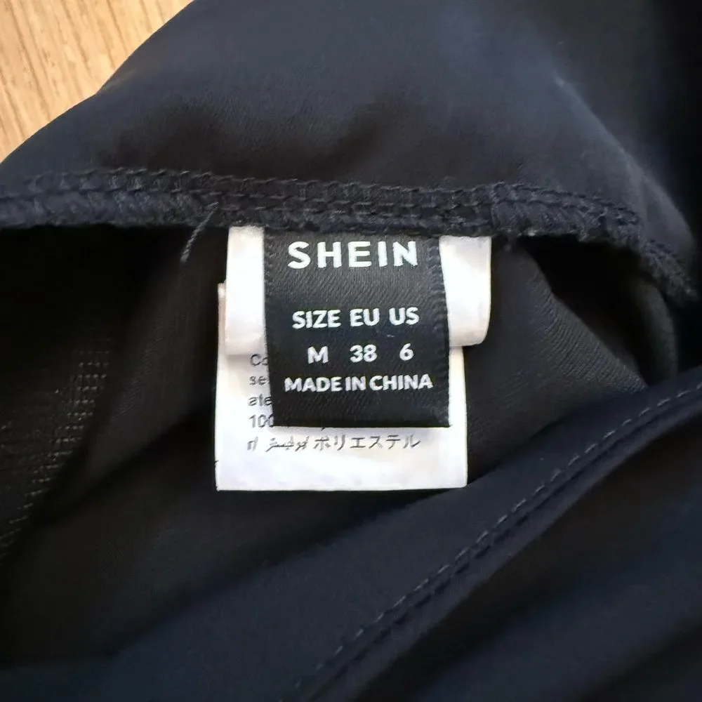 SHEIN Black Asymmetrical Women's Skirt